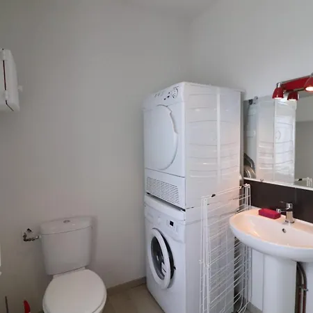 Maison Contemporaine A Thiezac, Proche Super Lioran, 4 Pers, 2 Ch, Terrasse, Jardin, Animaux Admis - Fr-1-742-423 בית נופש