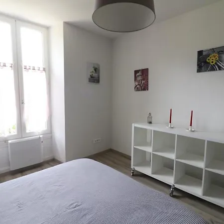 Maison Contemporaine A Thiezac, Proche Super Lioran, 4 Pers, 2 Ch, Terrasse, Jardin, Animaux Admis - Fr-1-742-423