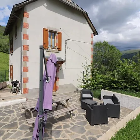 Maison Contemporaine A Thiezac, Proche Super Lioran, 4 Pers, 2 Ch, Terrasse, Jardin, Animaux Admis - Fr-1-742-423 בית נופש