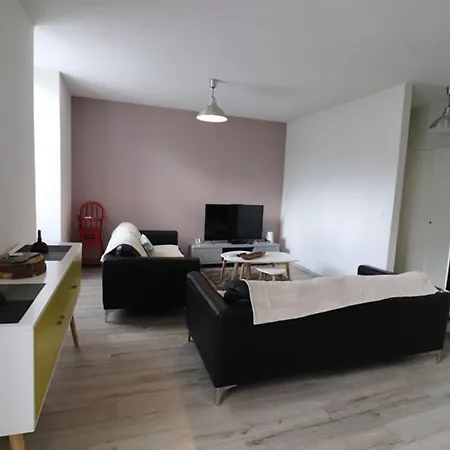 Maison Contemporaine A Thiezac, Proche Super Lioran, 4 Pers, 2 Ch, Terrasse, Jardin, Animaux Admis - Fr-1-742-423 بيت للعطل